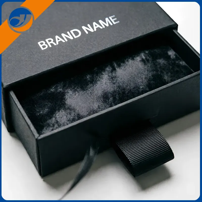 लक्झरी टाय बॉक्स